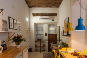 The yellow house Rome